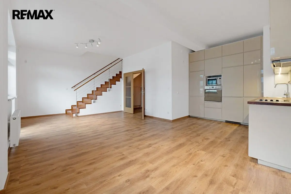Prodej bytu 4+kk 116 m², Českomoravská · Libeň