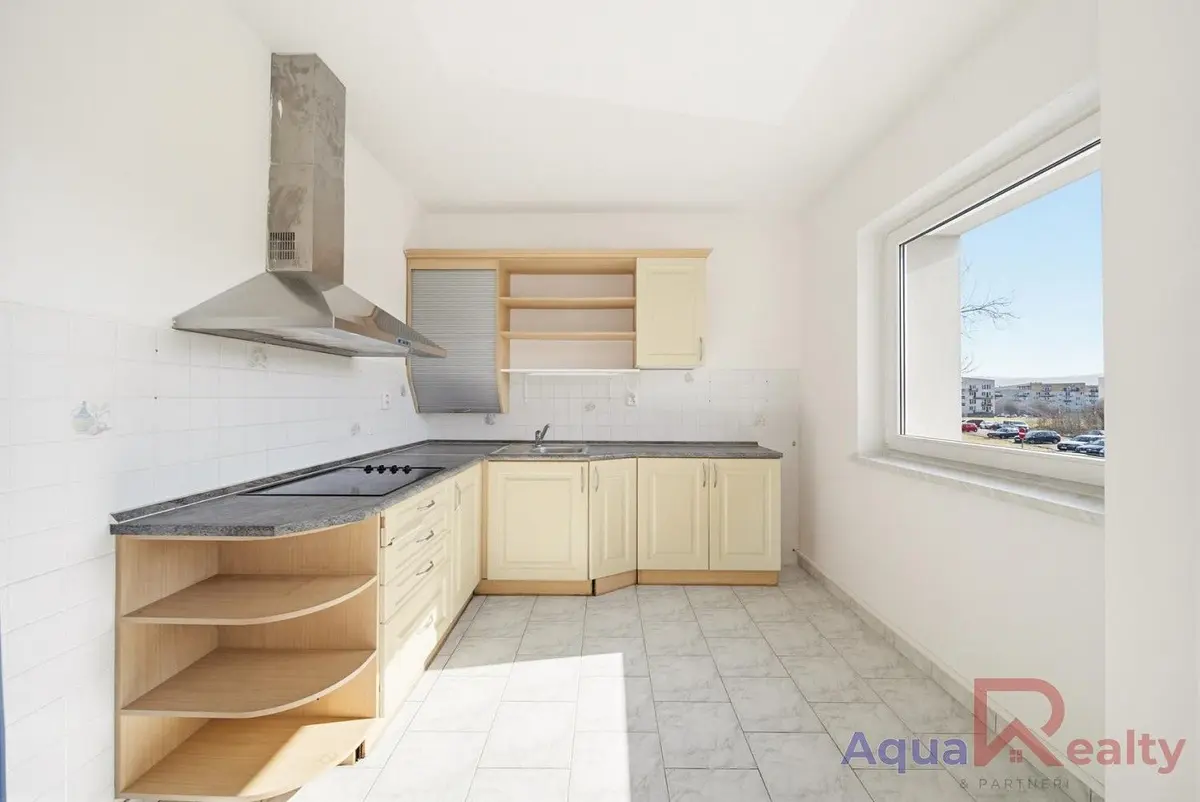 Prodej bytu 4+kk 100 m², Okružní · Stará Role · Karlovy Vary