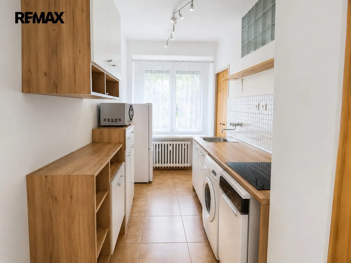 Pronájem bytu 2+1 60 m², Komenského · České Budějovice 7 · České Budějovice