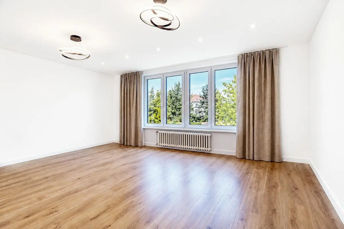 Prodej bytu 4+kk 85 m², Stavbařů · Hodkovičky