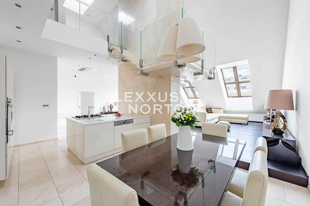 Prodej bytu 4+kk 185 m², Kodaňská · Vršovice
