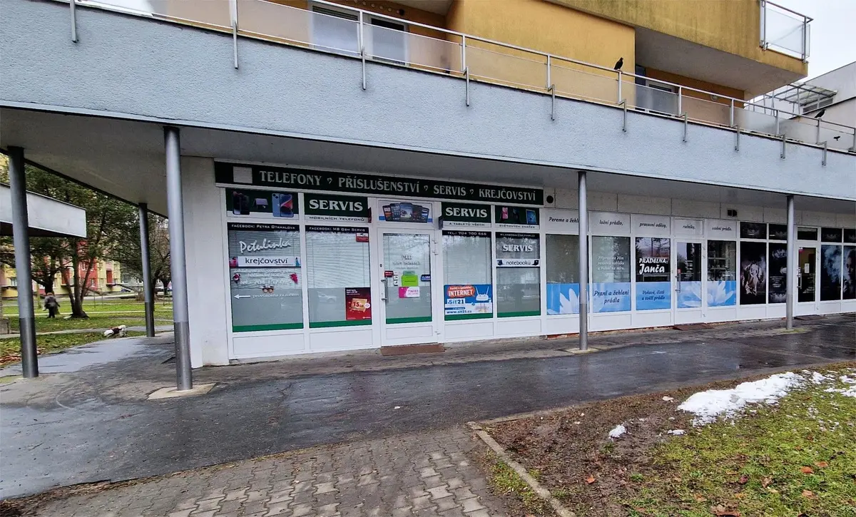 Prodej komerčního prostoru 430 m², Hlavní · Kvítkovice u Otrokovic · Otrokovice