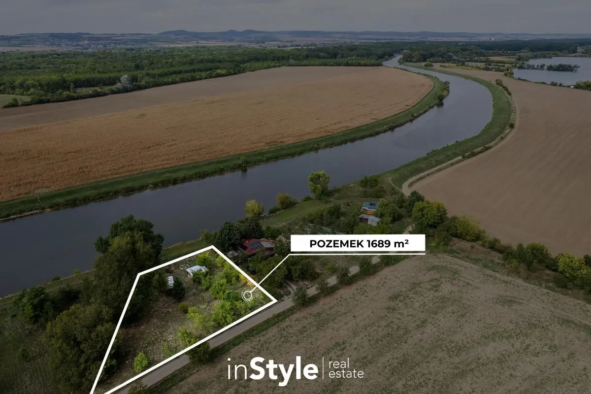 Prodej pozemku 1689 m², Ostrožské Předměstí · Uherský Ostroh