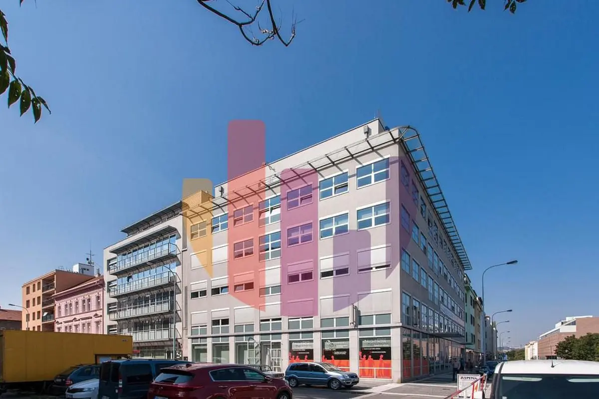 Pronájem komerčního prostoru 405 m², Na Pankráci · Nusle