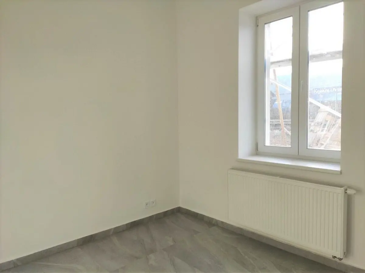 Pronájem komerčního prostoru 10 m², Králův Dvůr