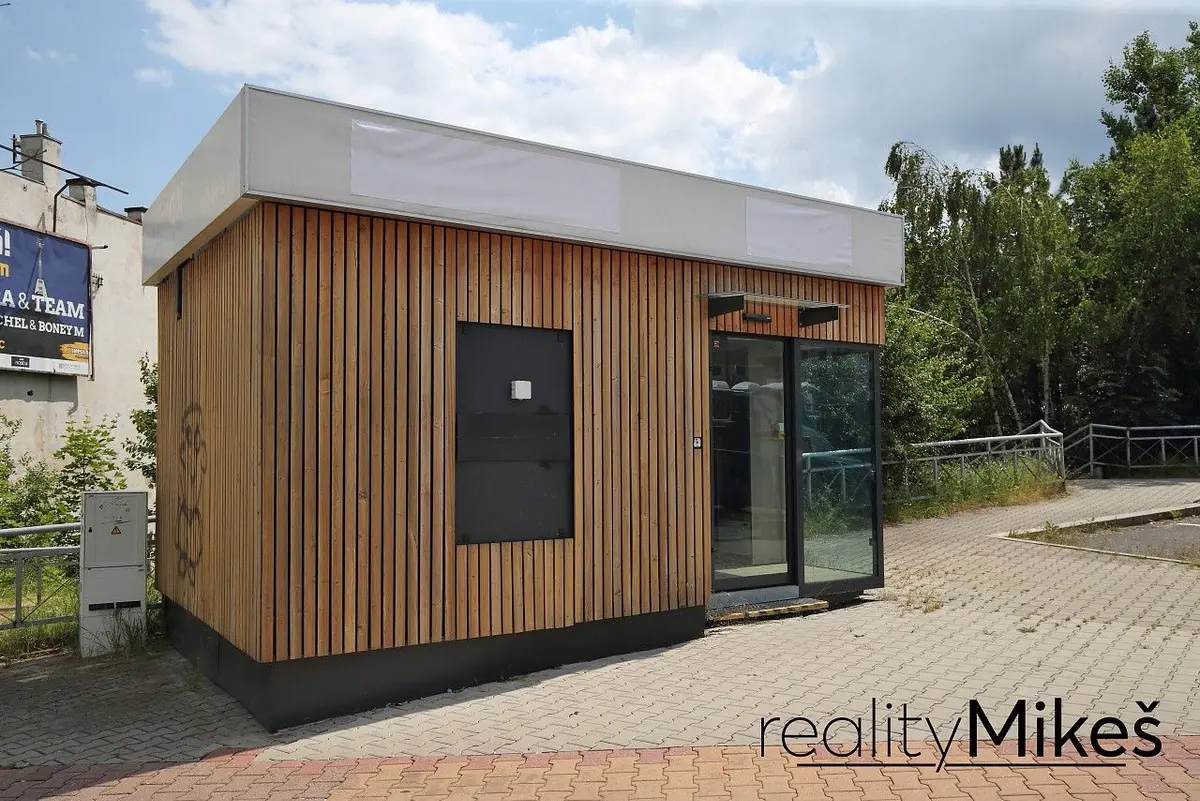 Prodej komerčního prostoru 18 m², 1. máje · Nové Město · Liberec