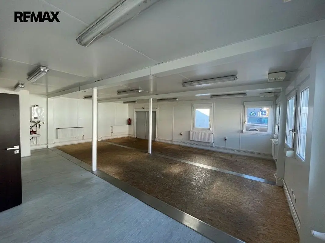 Pronájem komerčního prostoru 165 m², U Stadionu · Břeclav