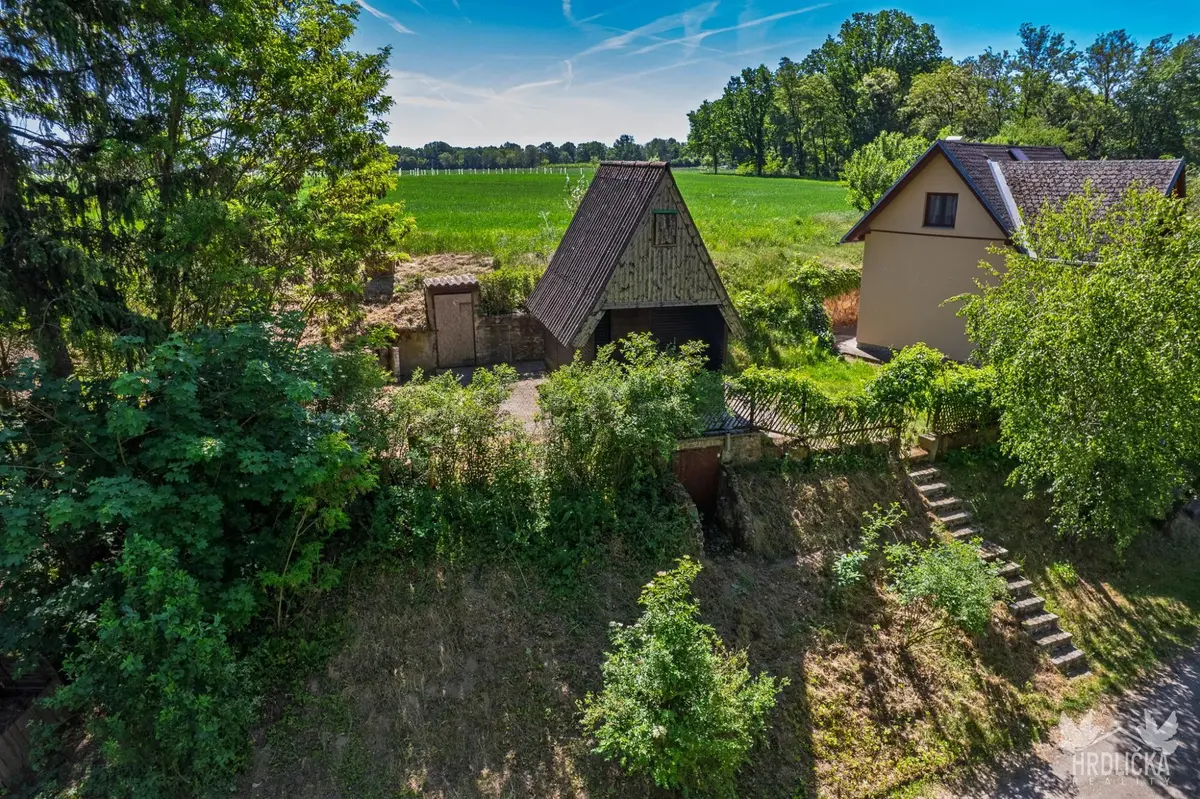 Prodej nemovitosti 16 m², Sudoměř u Čejetic · Čejetice
