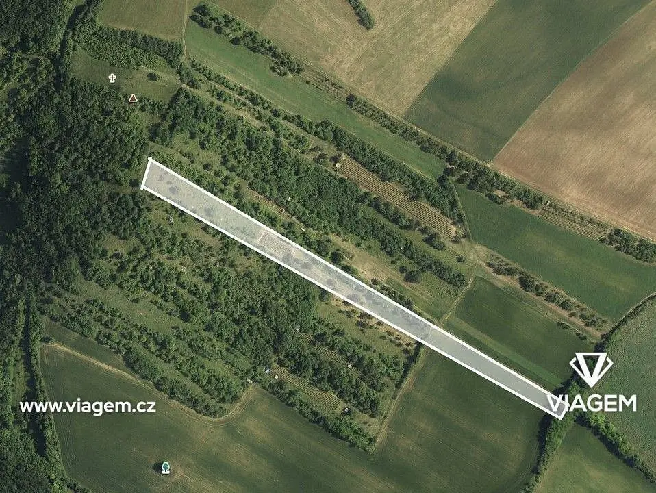 Prodej pozemku 2306 m², Klobouky u Brna