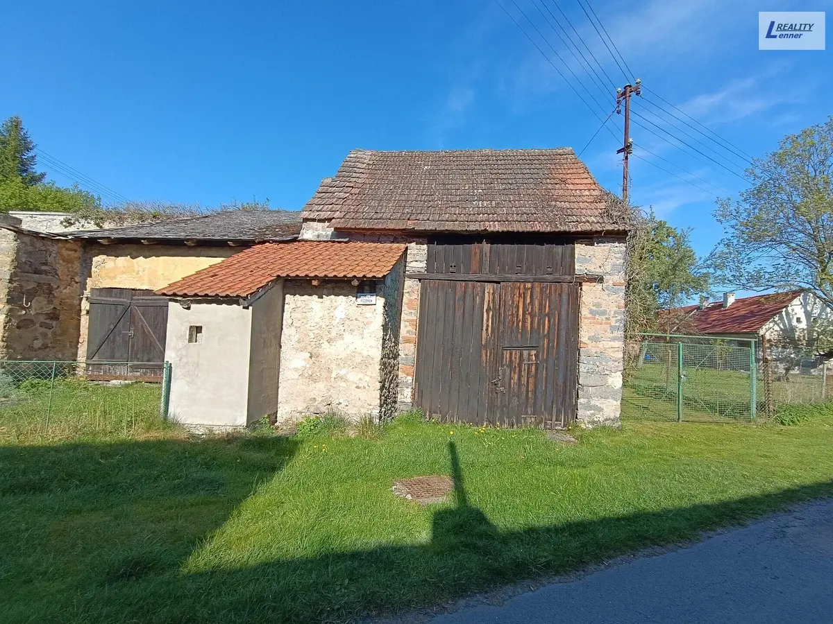 Prodej komerčního prostoru 80 m², Kozárovice