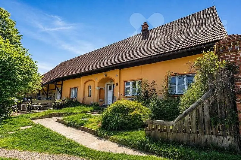Prodej nemovitosti 765 m², Božanov