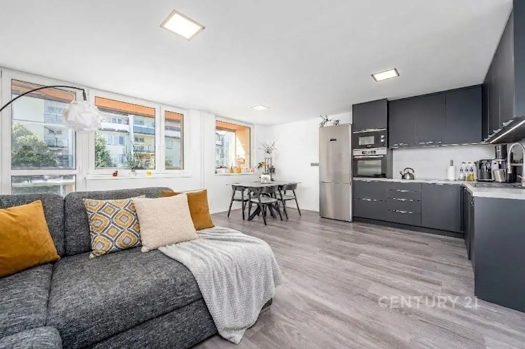 Prodej bytu 4+kk 89 m², Sulova · Zbraslav