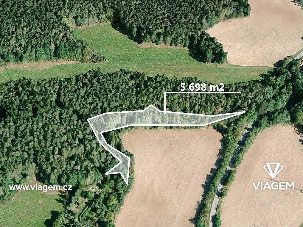 Prodej pozemku 2849 m², Čím