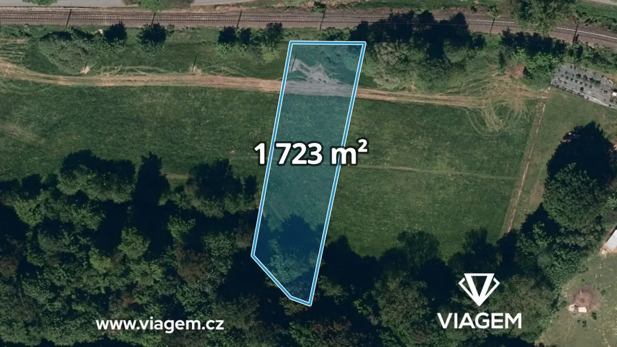 Prodej pozemku 1723 m², Horní Lhota