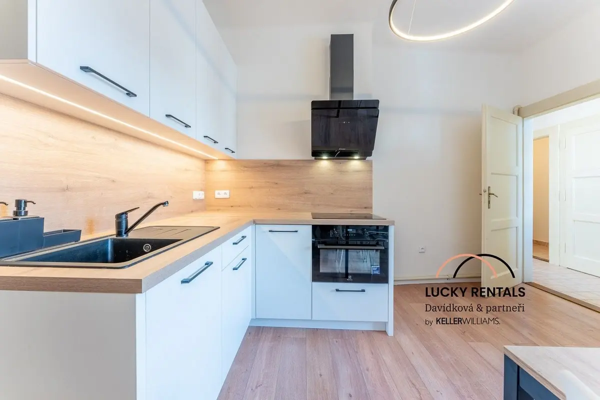 Pronájem bytu 2+1 65 m², Havelská · Staré Město
