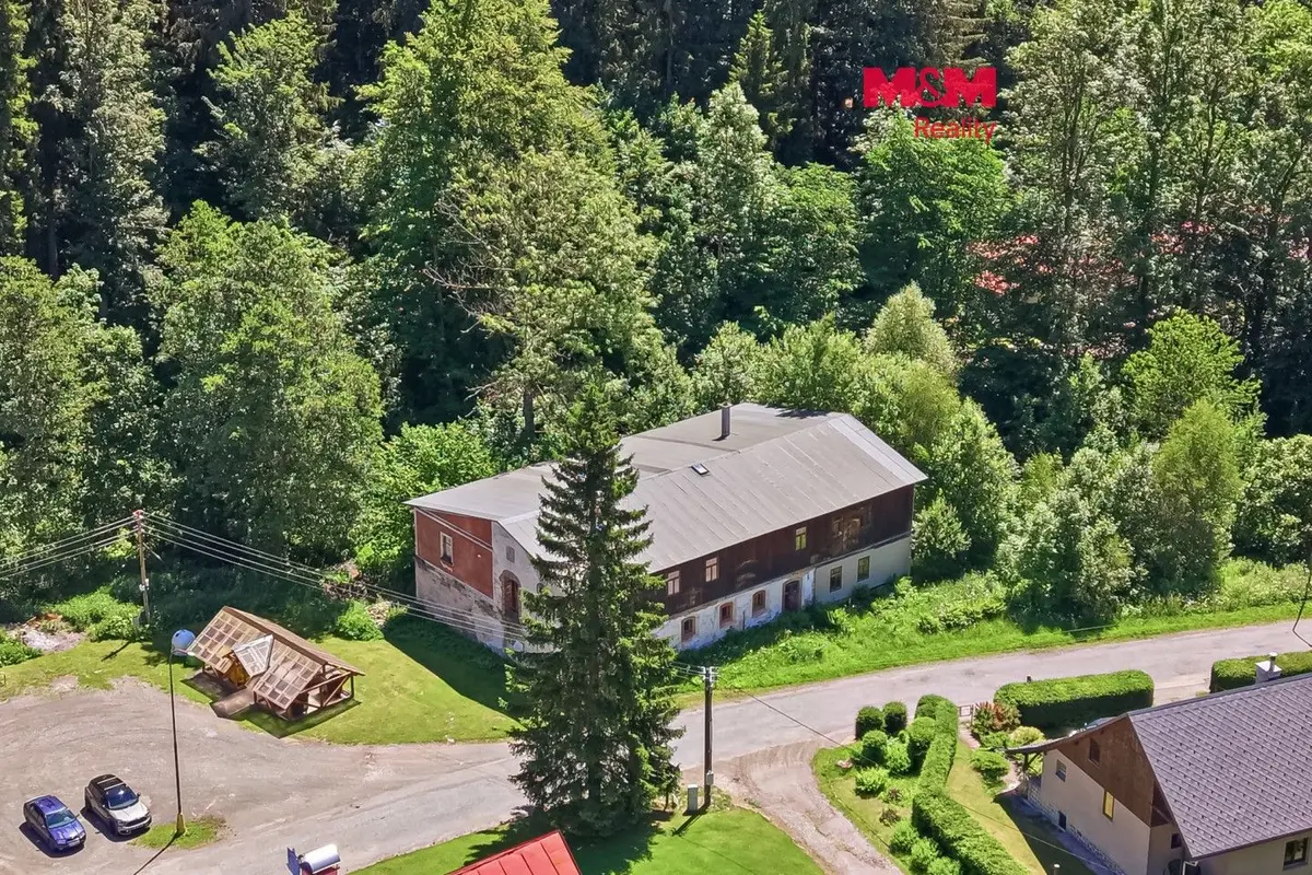 Prodej komerčního prostoru 594 m², Zdobnice