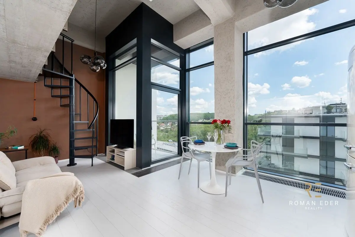 Prodej bytu 1+kk 59 m², Československého exilu · Modřany
