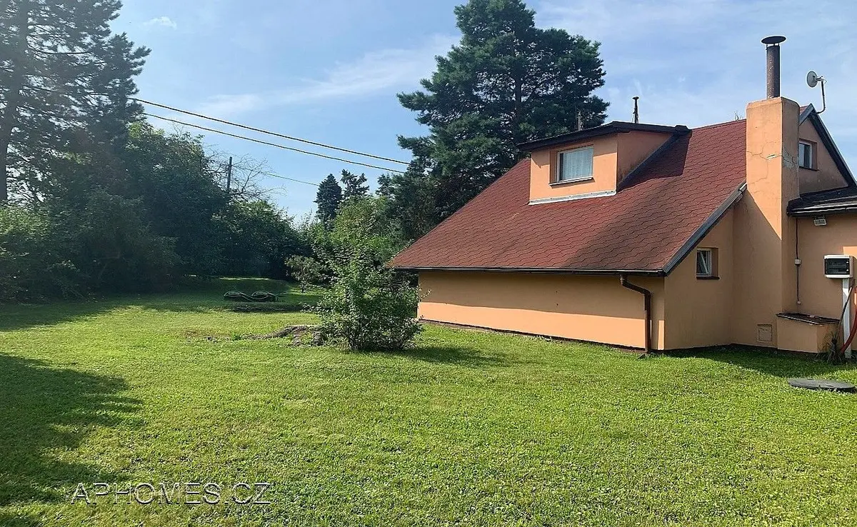 Pronájem nemovitosti 80 m², Spojovací · Lhota u Dolních Břežan · Dolní Břežany