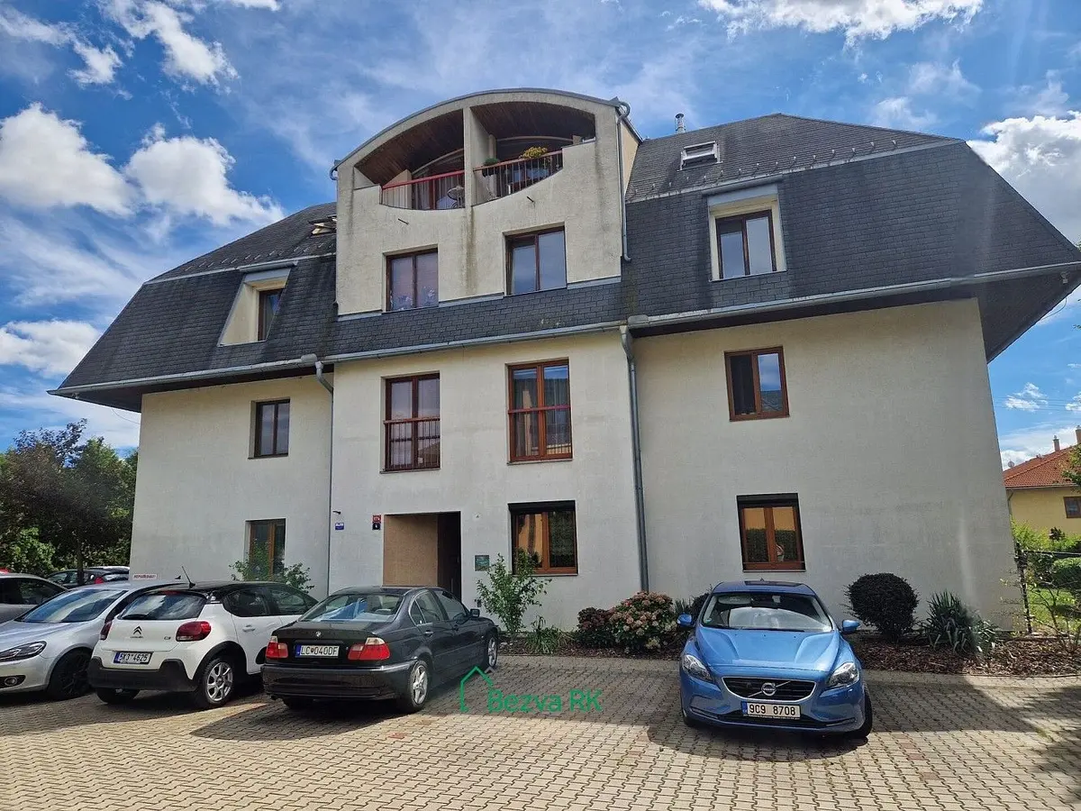 Pronájem bytu 2+kk 43 m², Hořelická · Hořelice · Rudná