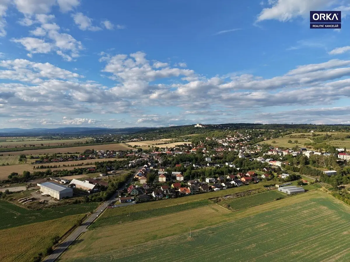 Prodej pozemku 6828 m², Droždín · Olomouc