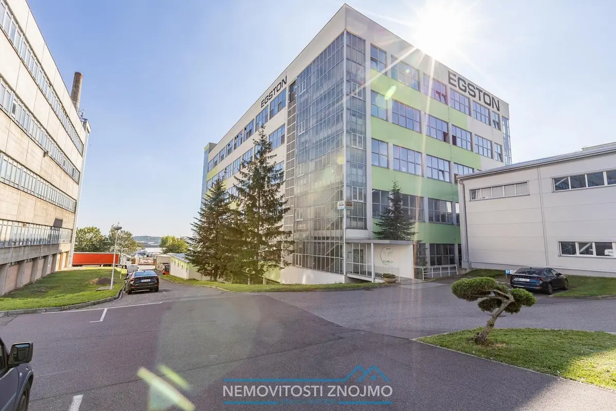 Pronájem komerčního prostoru 450 m², Průmyslová · Znojmo-město · Znojmo