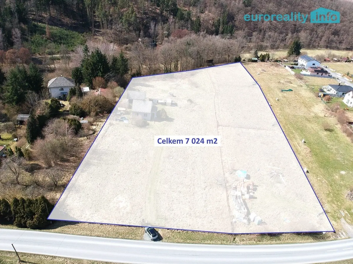 Prodej pozemku 7024 m², Štěnovice