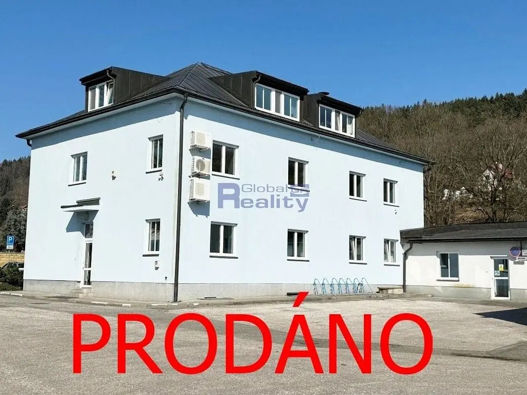 Prodej komerčního prostoru 980 m², Nádražní · Svoboda nad Úpou