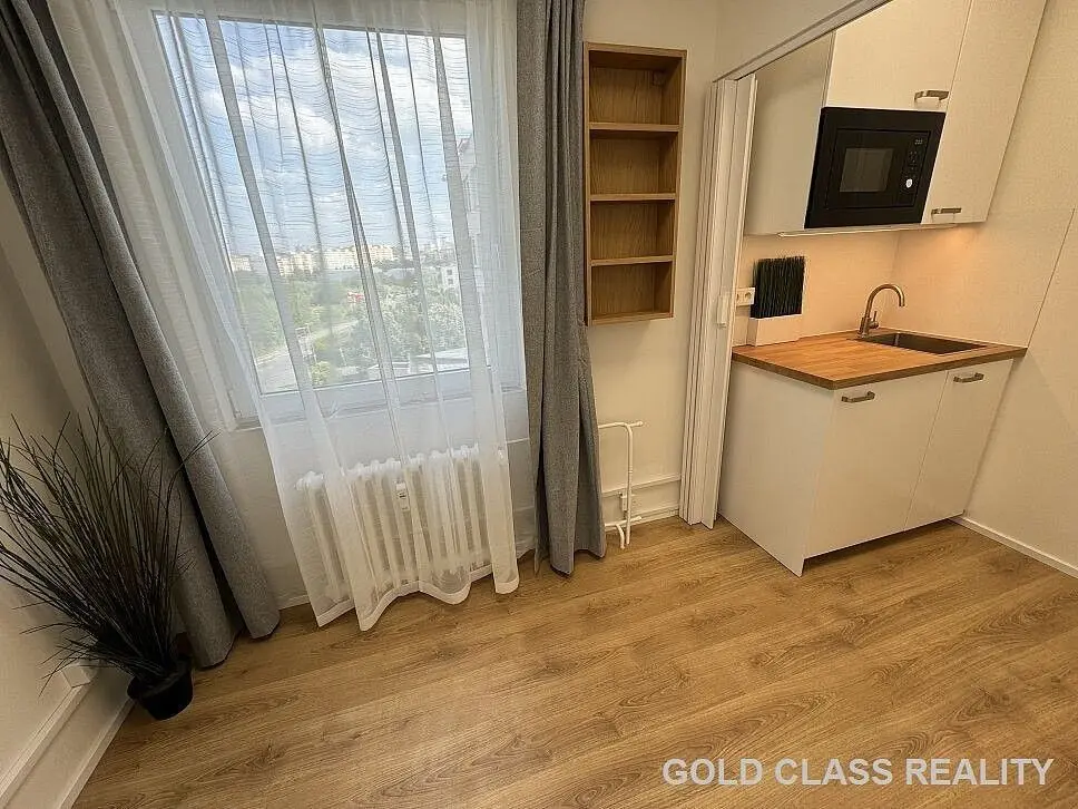 Prodej komerčního prostoru 8 m², Čenětická · Chodov
