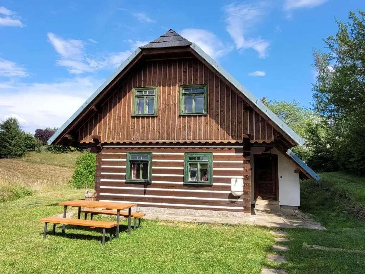 Prodej nemovitosti 100 m², Sekerkovy Loučky · Mírová pod Kozákovem
