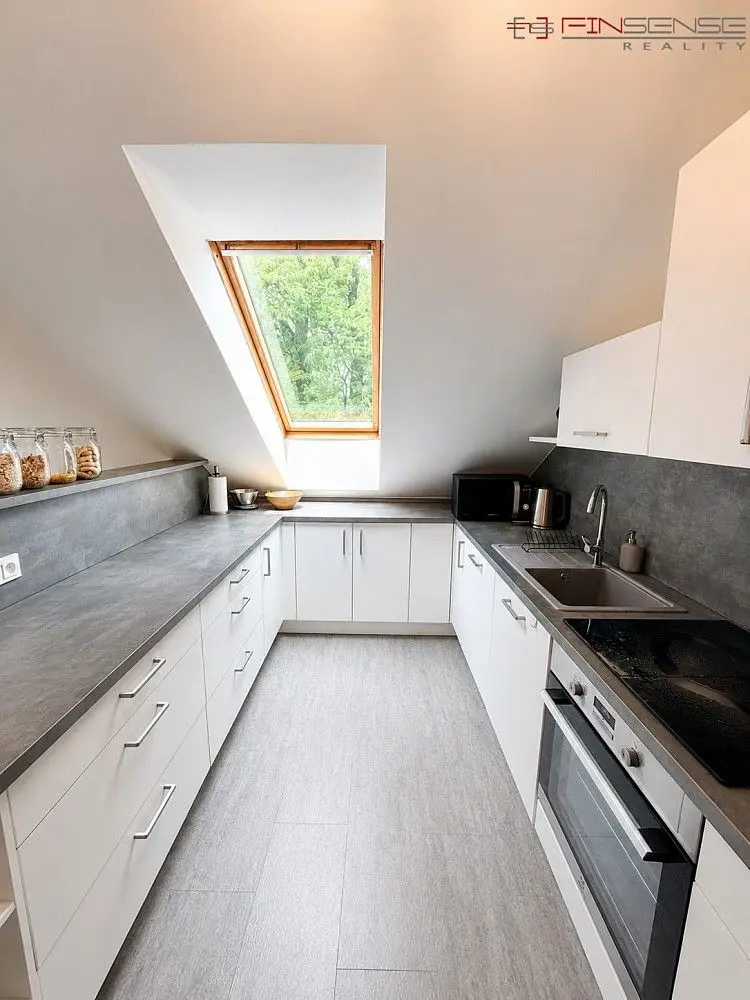 Prodej bytu 4+kk 107 m², 9. května · Kostomlaty nad Labem