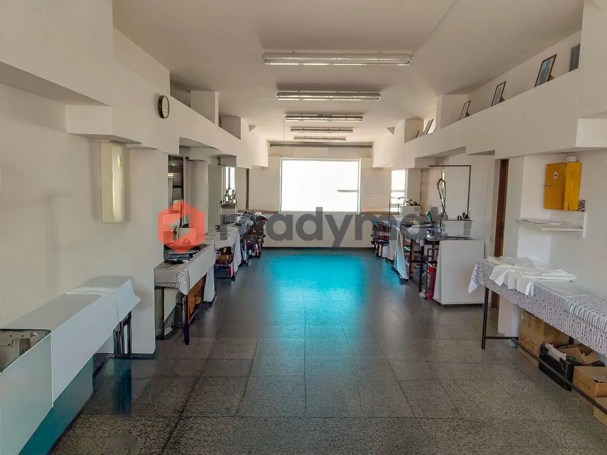 Pronájem komerčního prostoru 800 m², Štefánikova · Hodonín