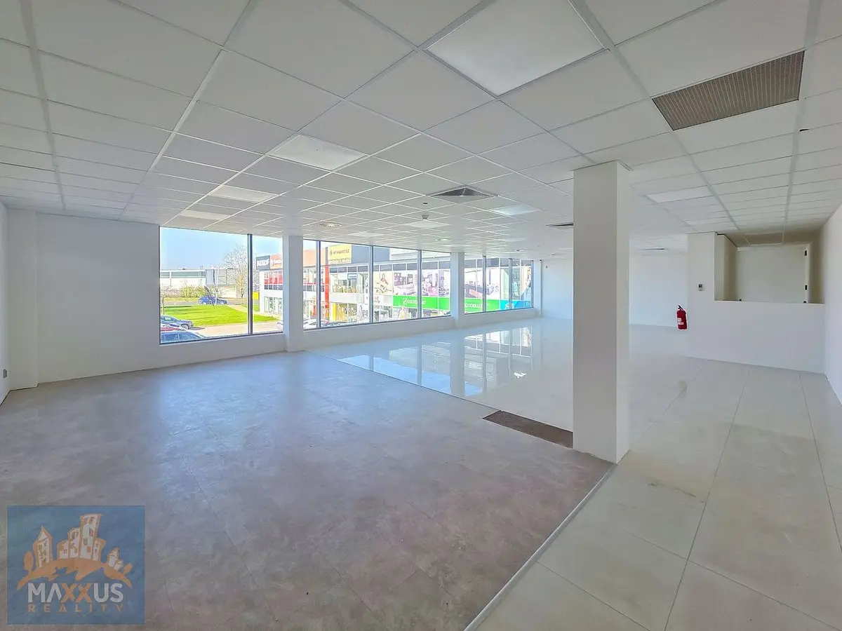 Pronájem komerčního prostoru 278 m², Průhonická · Čestlice