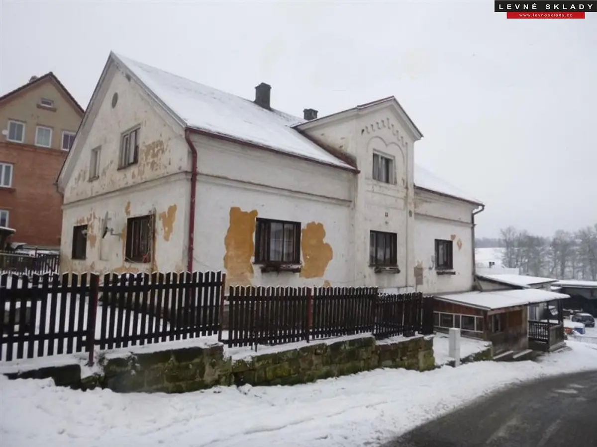 Pronájem bytu 1+kk 1 m², Libyně · Lubenec