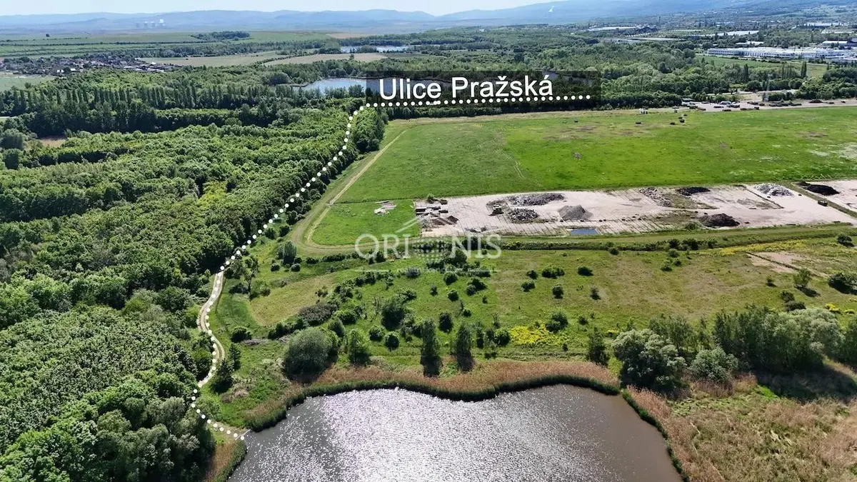 Prodej nemovitosti 2463 m², Údlice