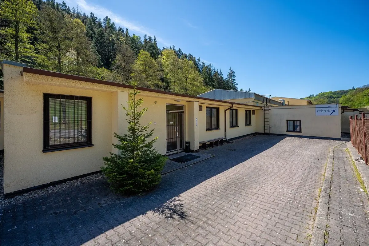 Pronájem komerčního prostoru 510 m², Na Potůčku · Lomnice u Tišnova · Lomnice
