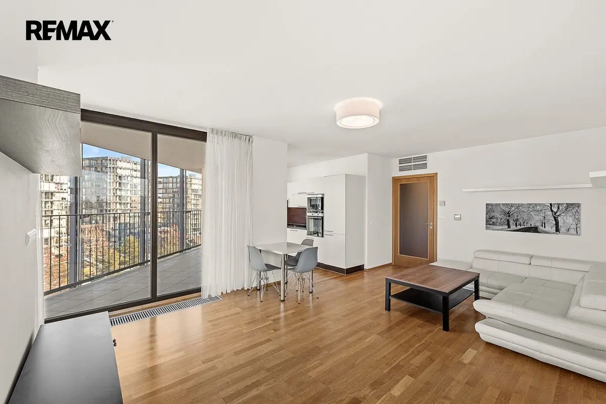 Pronájem bytu 2+kk 74 m², Šimáčkova · Holešovice