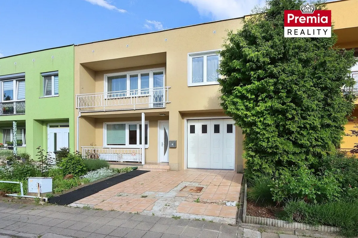 Pronájem domu 200 m², Větrná · Miroslav