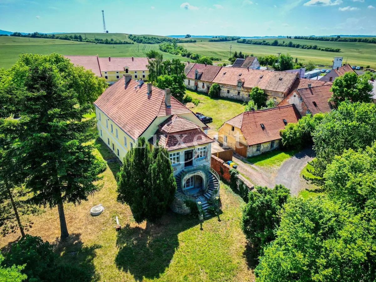 Prodej nemovitosti 3000 m², Milčeves · Žatec