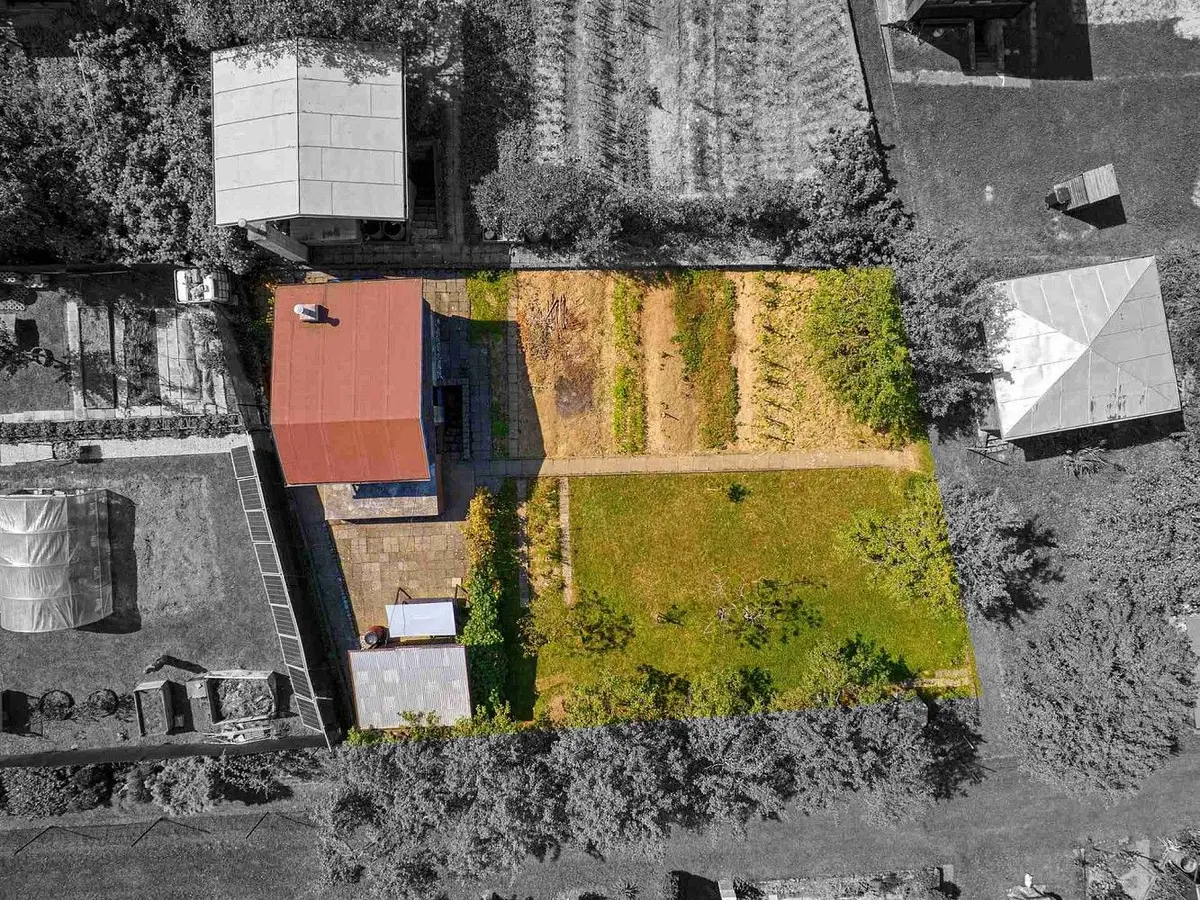 Prodej pozemku 348 m², Komenského · Malenovice · Zlín