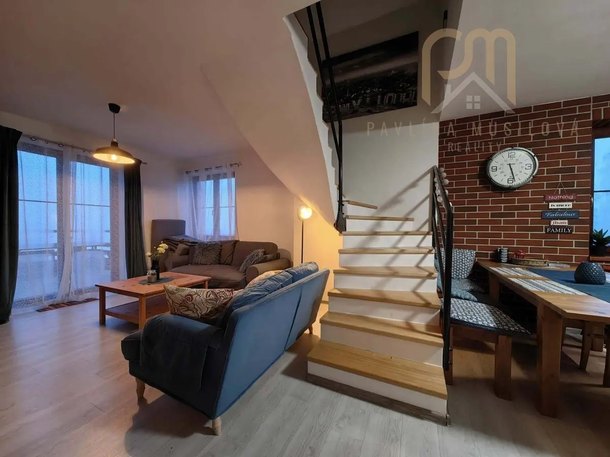 Prodej bytu 3+kk 76 m², Frymburk