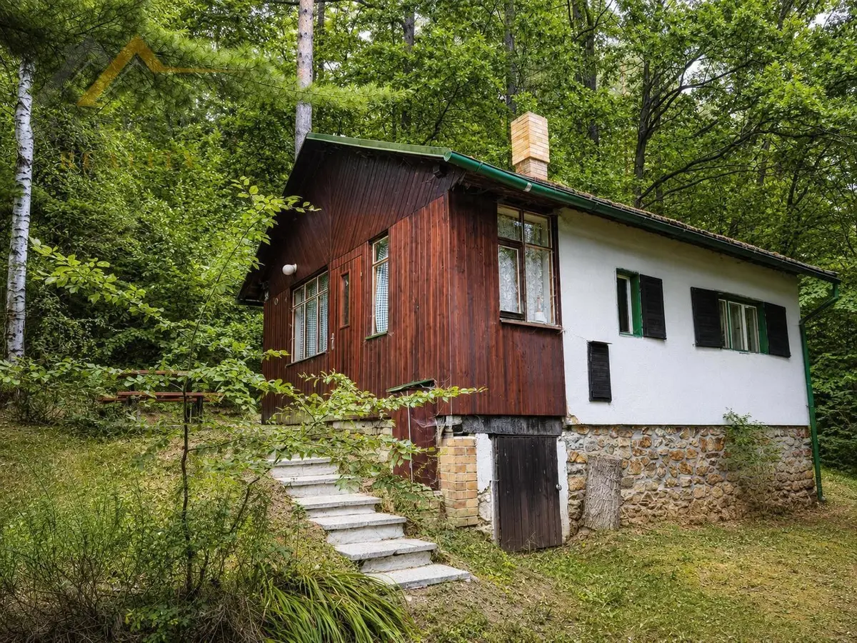 Prodej nemovitosti 39 m², Kostelec · Hluboká nad Vltavou