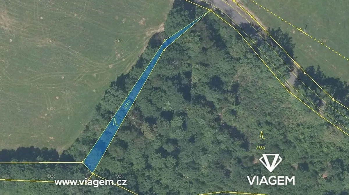Prodej pozemku 681 m², Dolní Kamenice · Česká Kamenice
