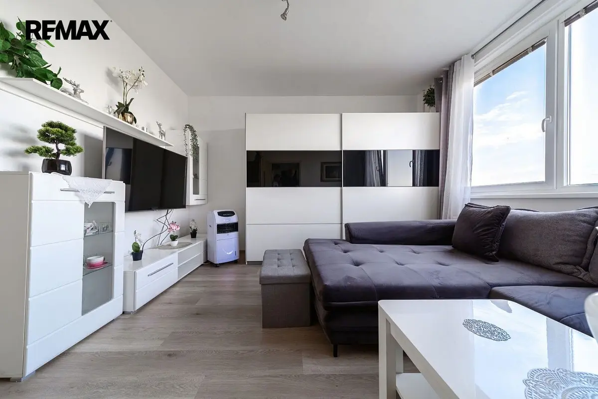 Prodej bytu 2+1 45 m², Na Sídlišti · Lutín