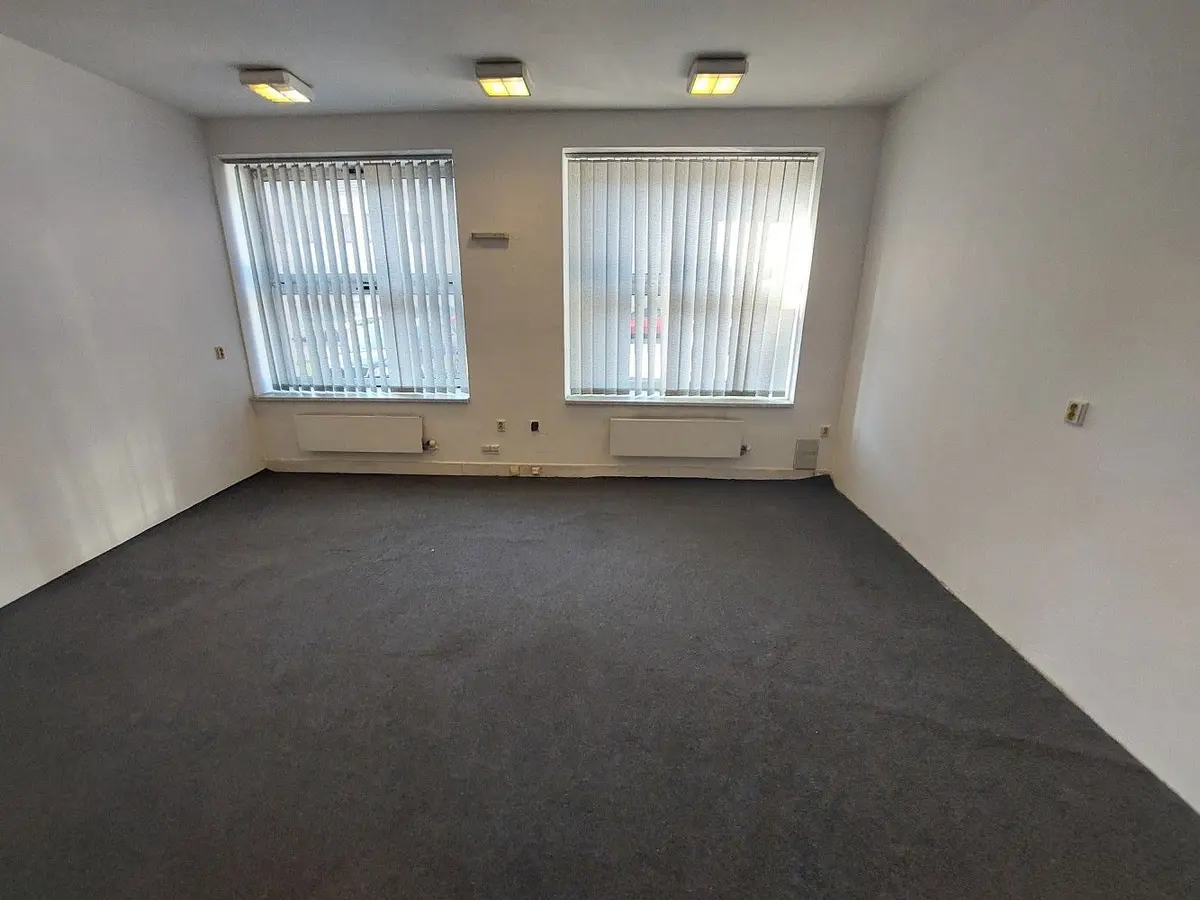 Pronájem komerčního prostoru 27 m², Osvoboditelů · Louny