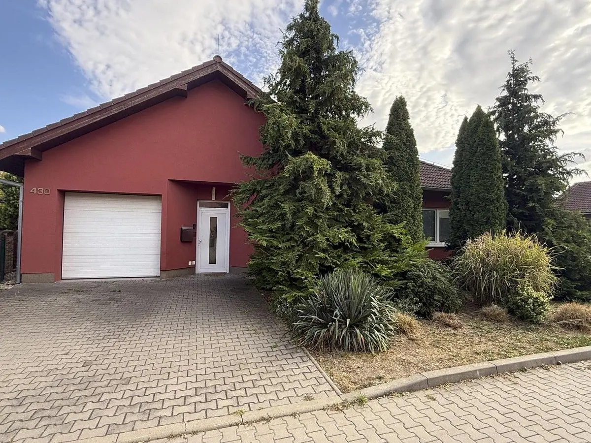 Pronájem domu 140 m², Syrovice