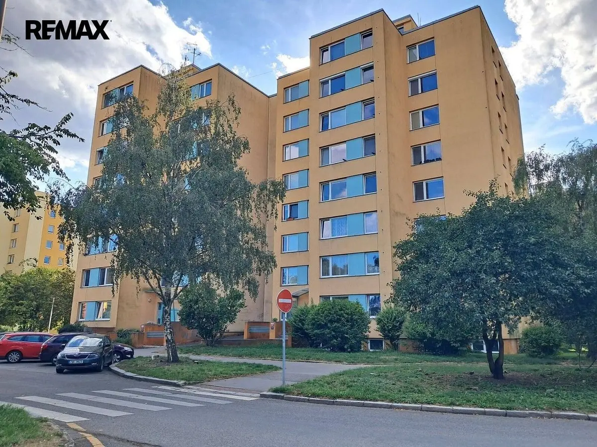 Prodej bytu 4+kk 75 m², Glowackého · Troja