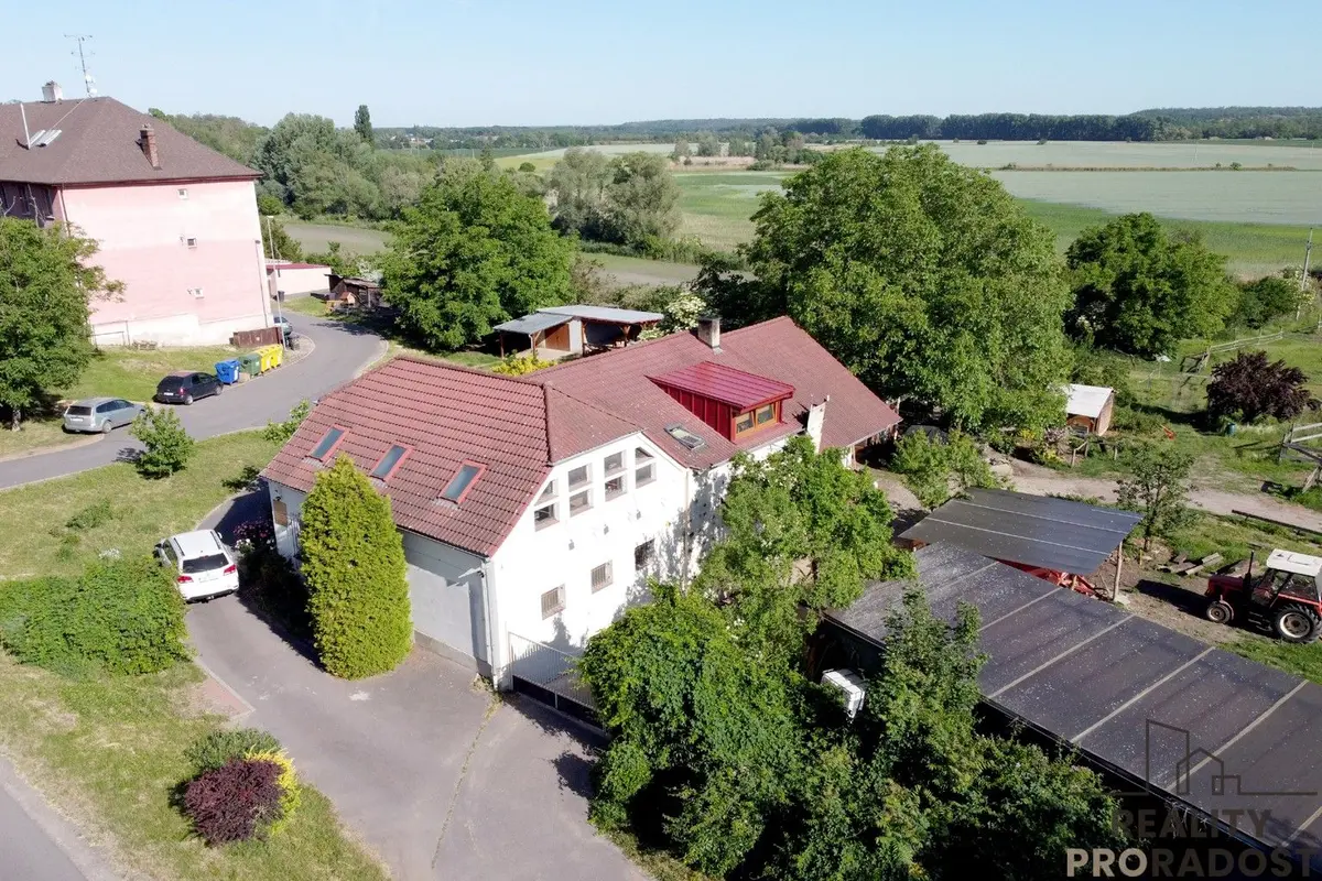 Prodej komerčního prostoru 901 m², Nádražní · Šanov nad Jevišovkou · Šanov