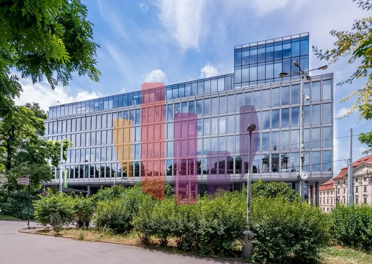 Pronájem komerčního prostoru 285 m², Nové Město