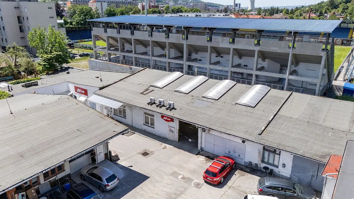 Pronájem komerčního prostoru 195 m², náměstí Míru · Zlín - centrum · Zlín