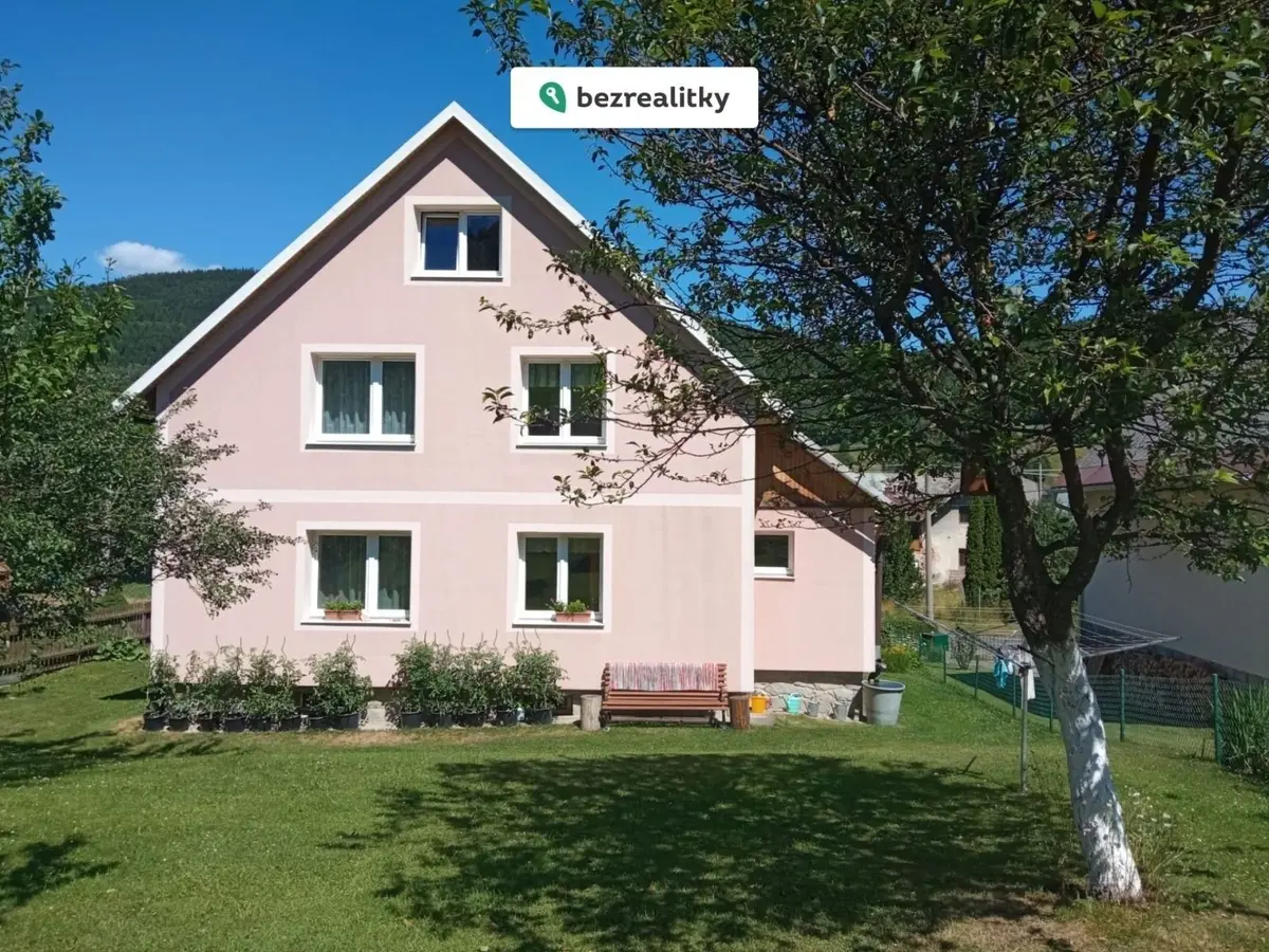 Prodej domu 180 m², Dolní Lipová · Lipová-lázně